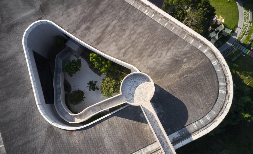 桂湖美术馆 | 云梯破局,再造艺术空间-10