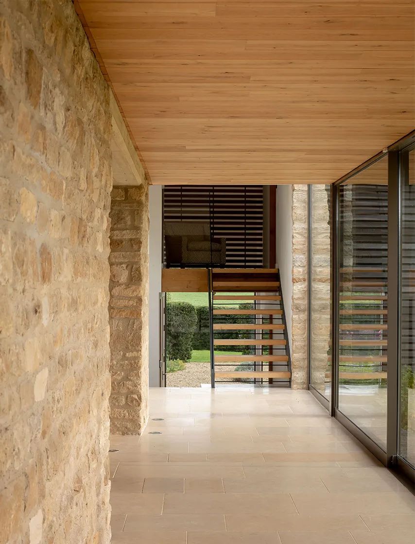 英国麦克莱恩·昆兰建筑公司打造优雅空间-84