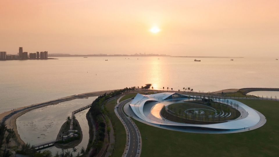 海口“天空之山”滨海驿站——浪漫海景与大地艺术完美融合-12