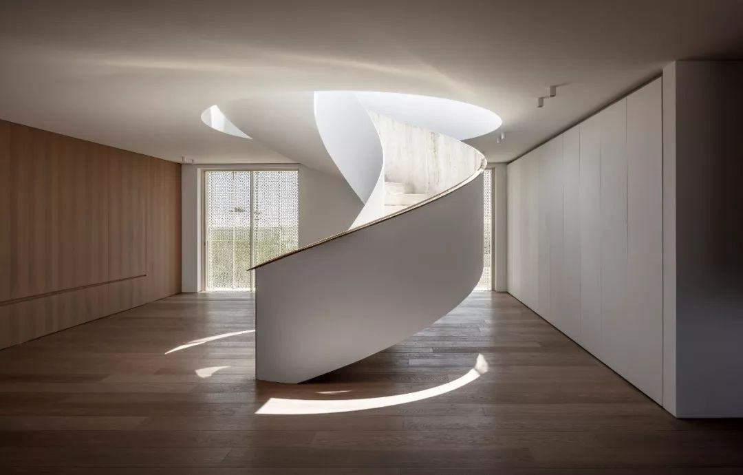 Baranowitz & Goldberg 新作 | 艺术与设计的诗意交融-5