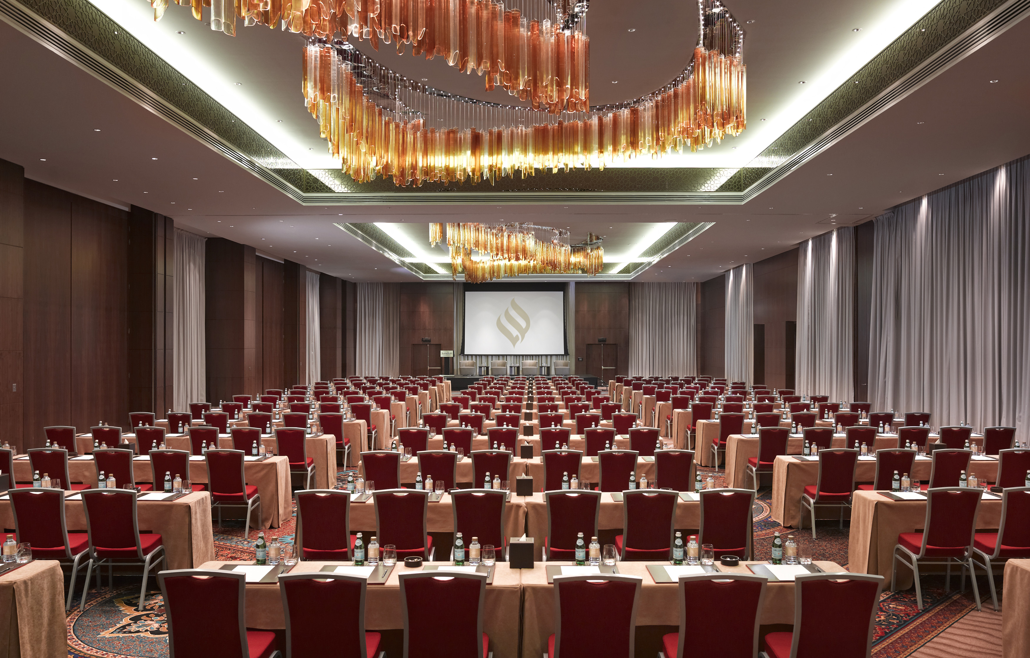 Jumeirah+Creekside+Hotel-2-3