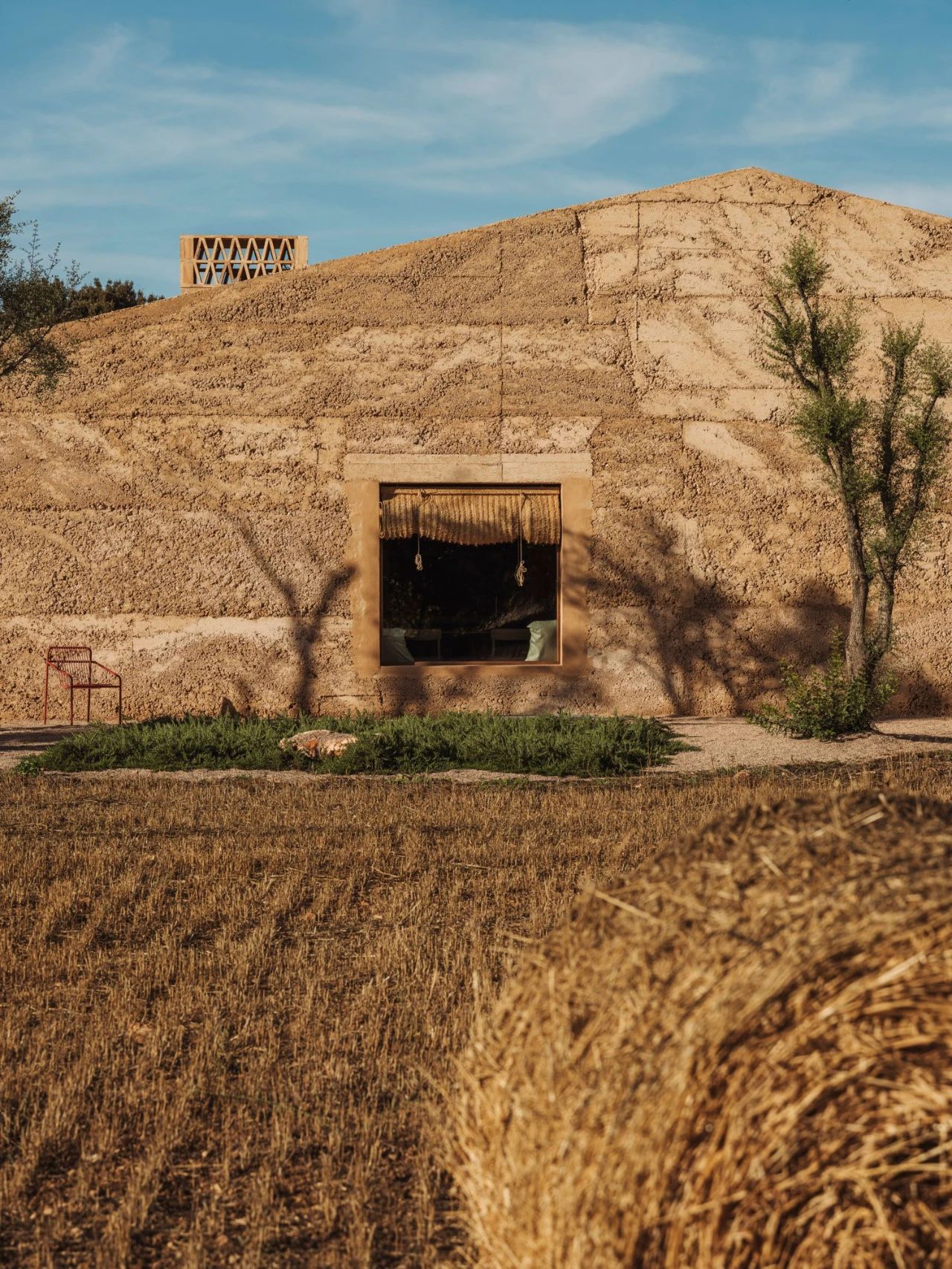 Ca Na Pau,马略卡岛上一座用泥土建造的当代住宅丨Munarq-62