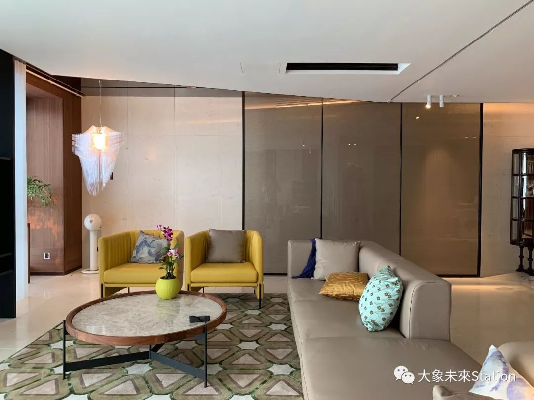 珠江畔的天誉半岛杨宅,融入 270 度江景的现代设计-47