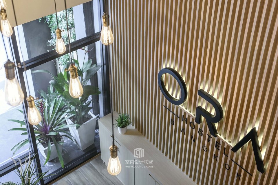 Ora Hostel 曼谷的胶囊旅店-8