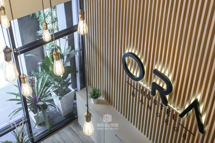 Ora Hostel 曼谷的胶囊旅店-8