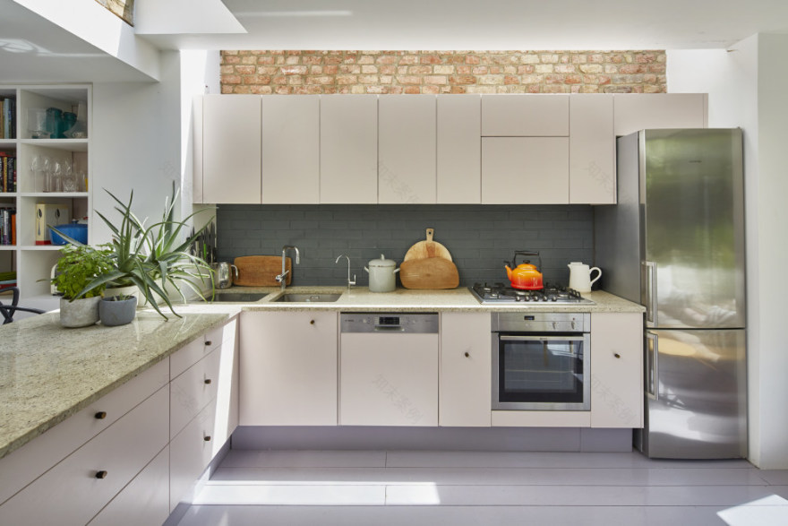 伦敦绿意盎然的家庭住宅-19