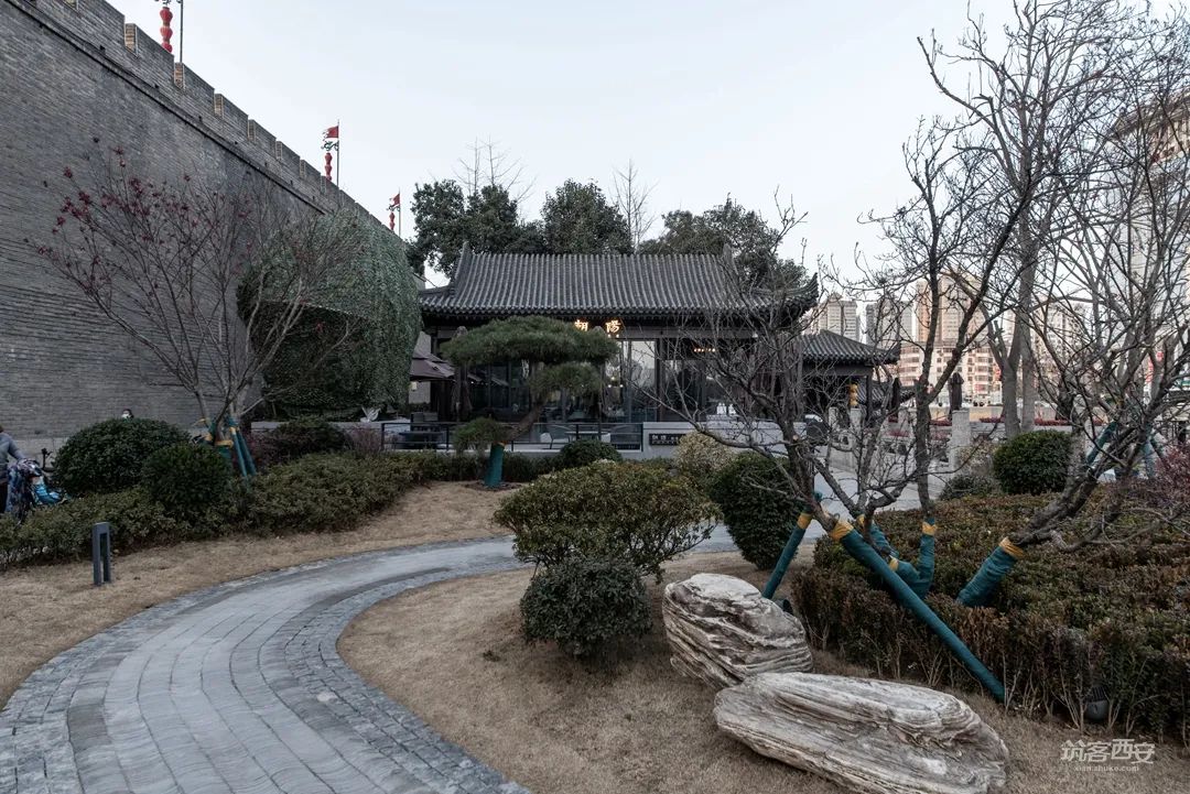 朝阳 coffee丨中国西安丨郭莘空间设计(西安)有限公司-41