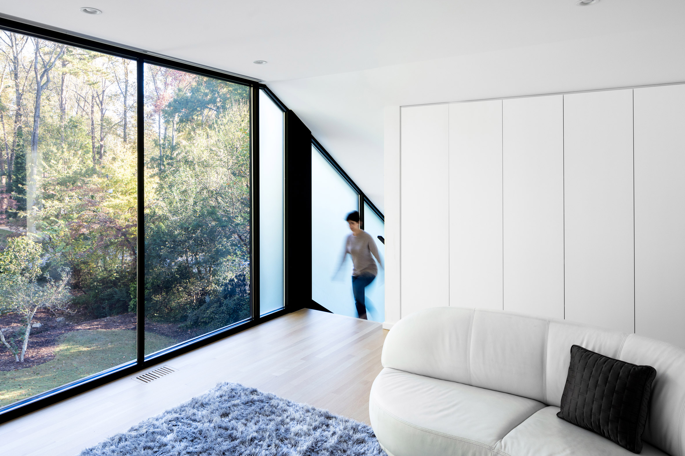Black stairwell cuts across front of North Carolina home-14