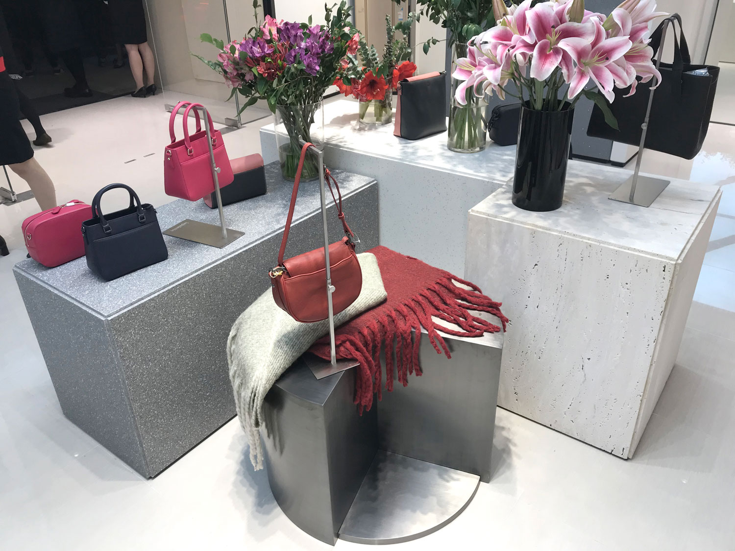 上海 80 平小户型设计，肌理漆金属大理石的惊艳碰撞-10