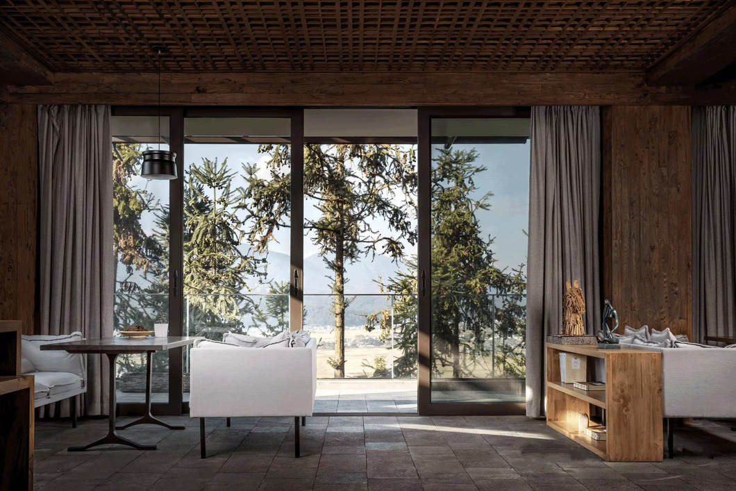 一处悬崖边上的酒店！ 张灿新作-36