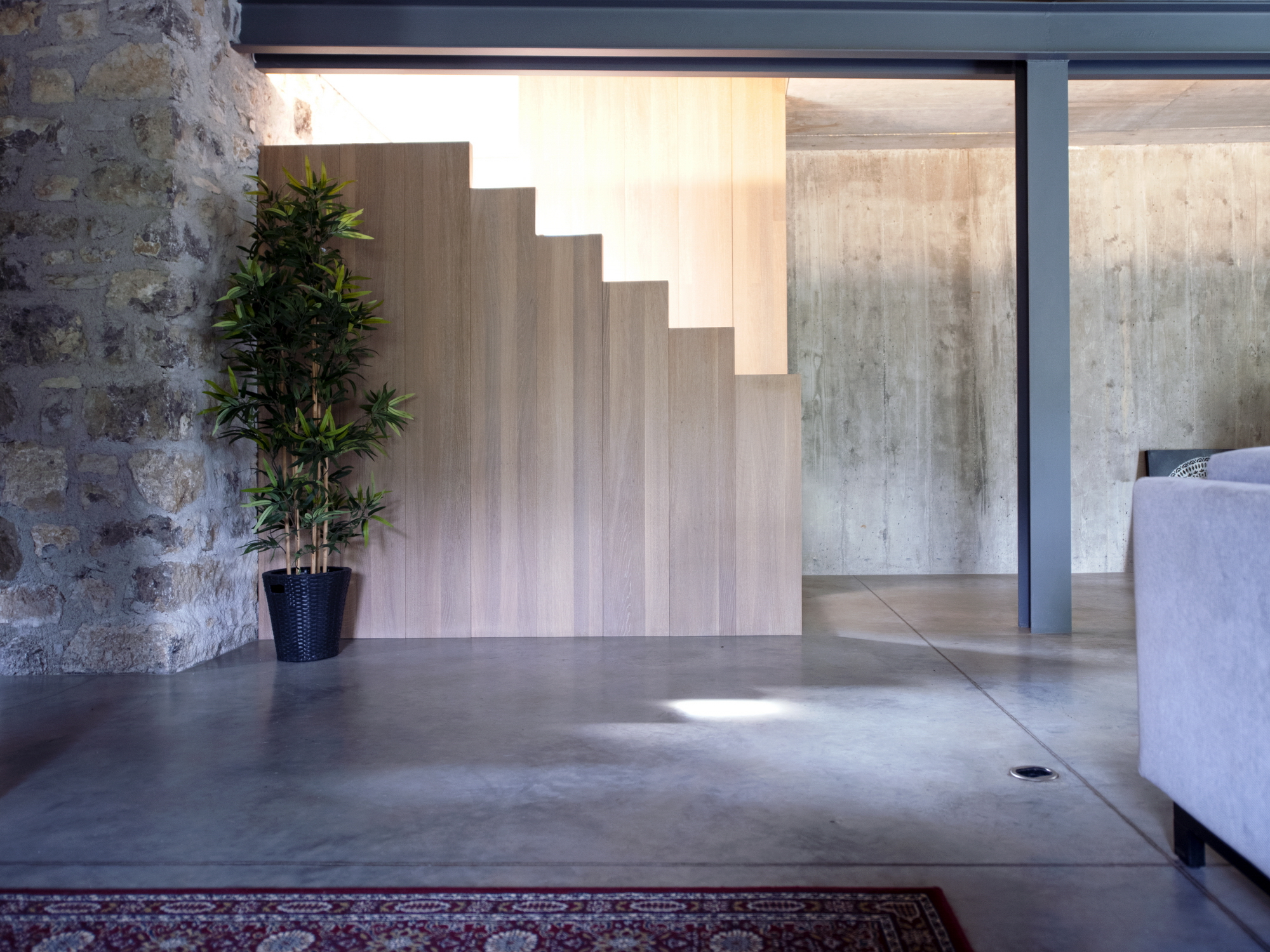 卡纳斯基·洛姆大厦丨OFIS Architects-35