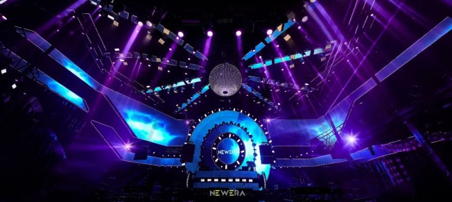 长沙 FREE KING 酒吧——神秘狂野的玻璃几何空间-54