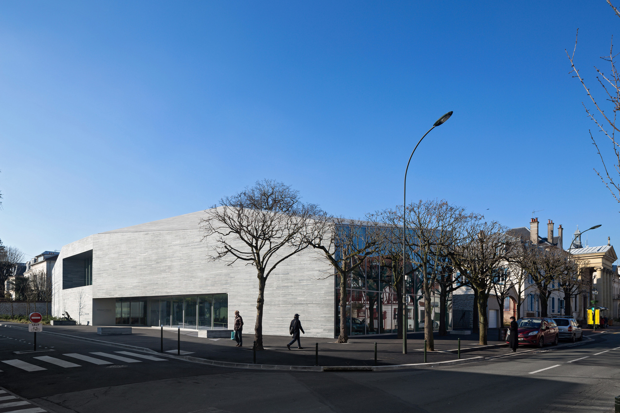 Media Library in Bourg-la-Reine / Pascale Guédot Architecte-42
