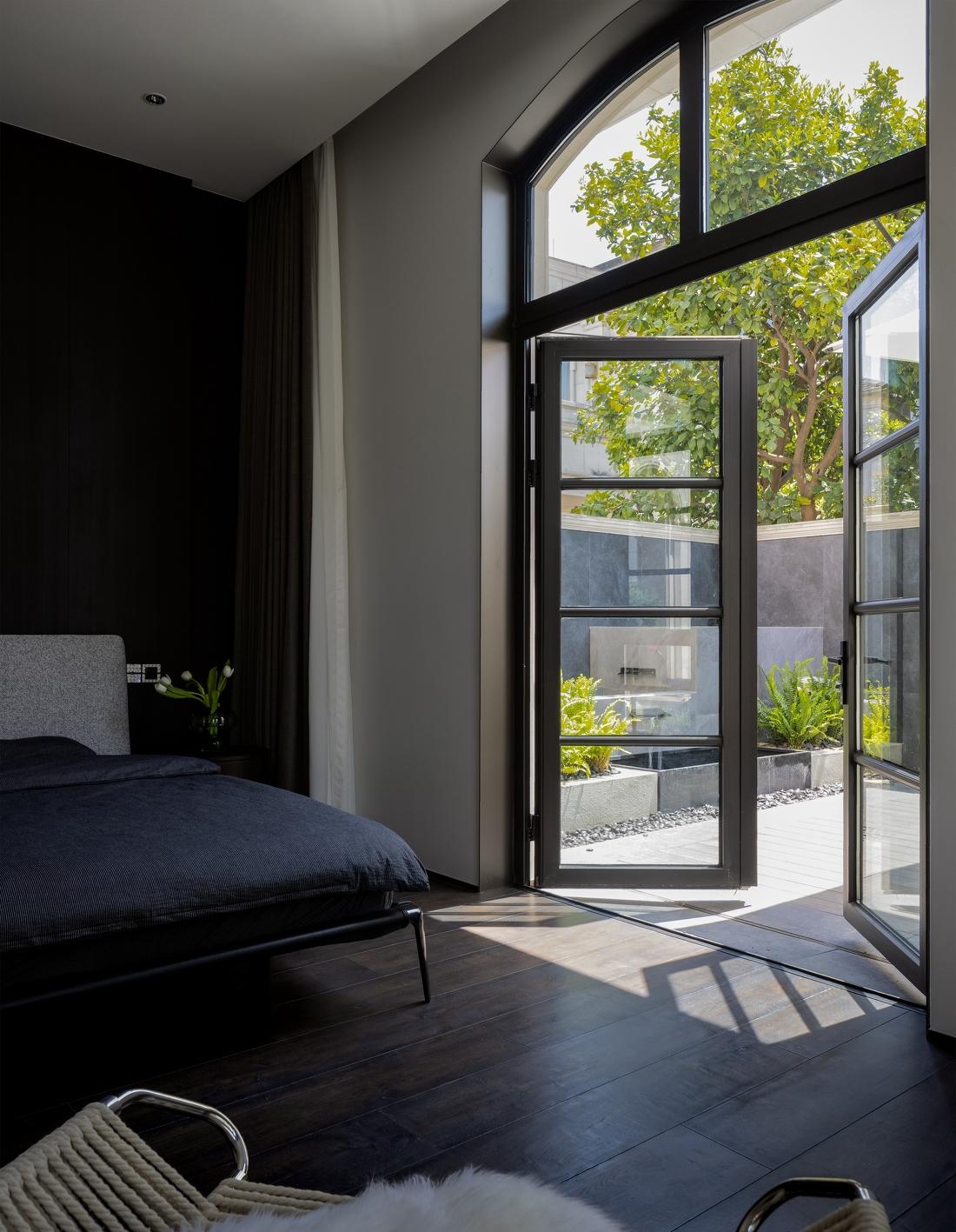 现代轻奢质感别墅设计-35