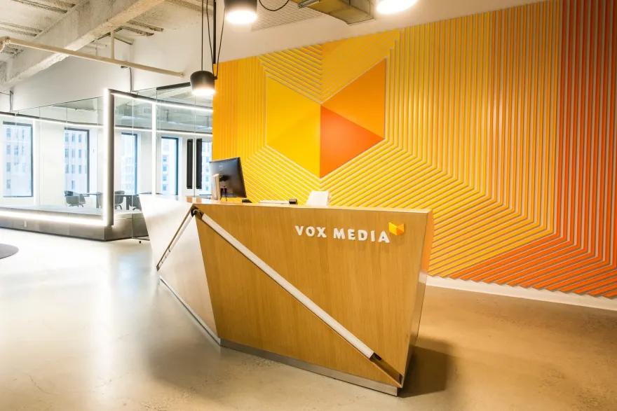 曼哈顿金融区 Vox Media 办公室的绿色环保设计-8