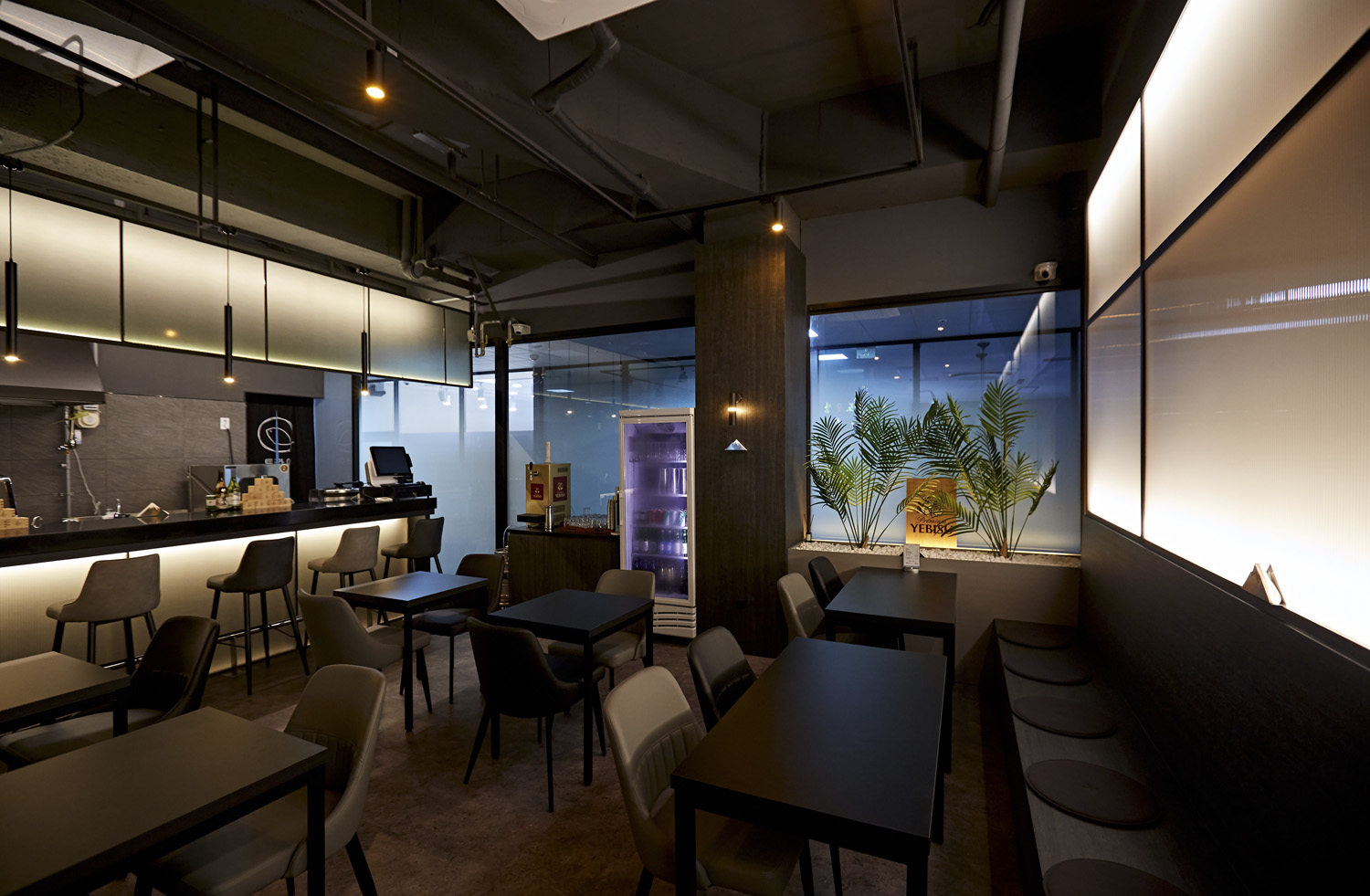 简约氛围的 16 坪韩式餐厅设计-15