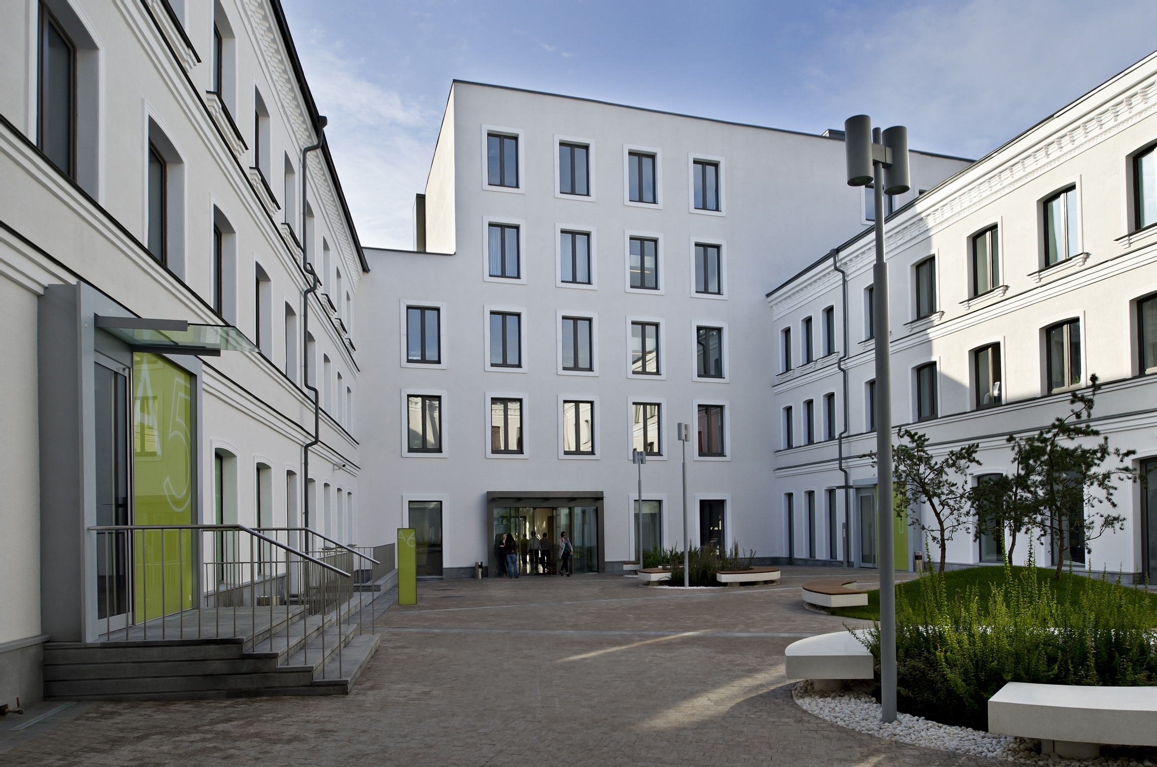 Atomsphera 办公室建筑群-4