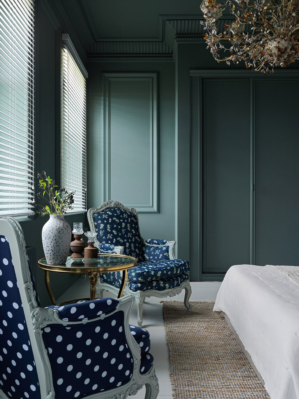 90 年代莫斯科重型经典公寓的惊艳变身-10