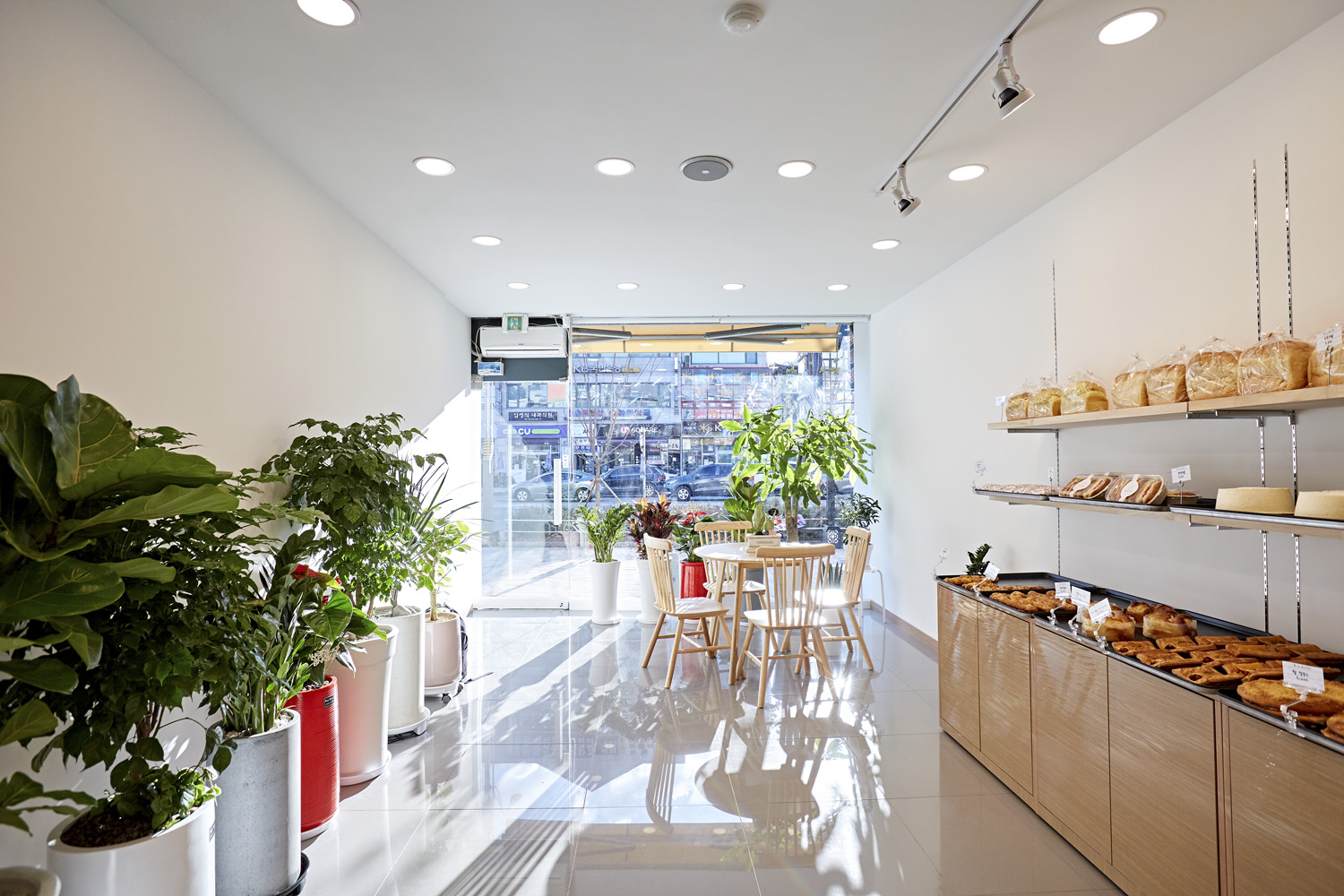 15 坪极简风烘焙店 设计成本解析-8