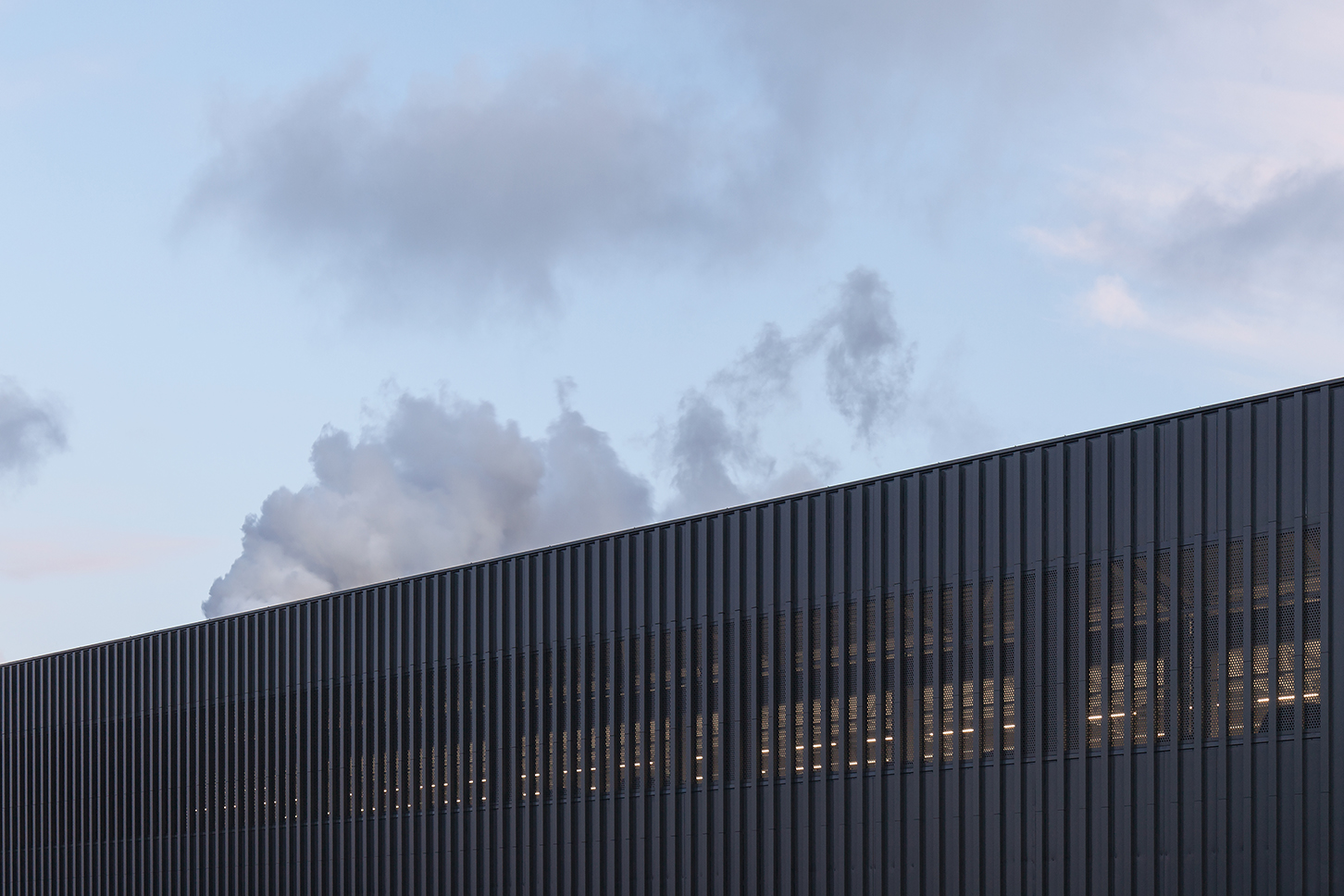 Autojuta 汽车销售服务中心-12