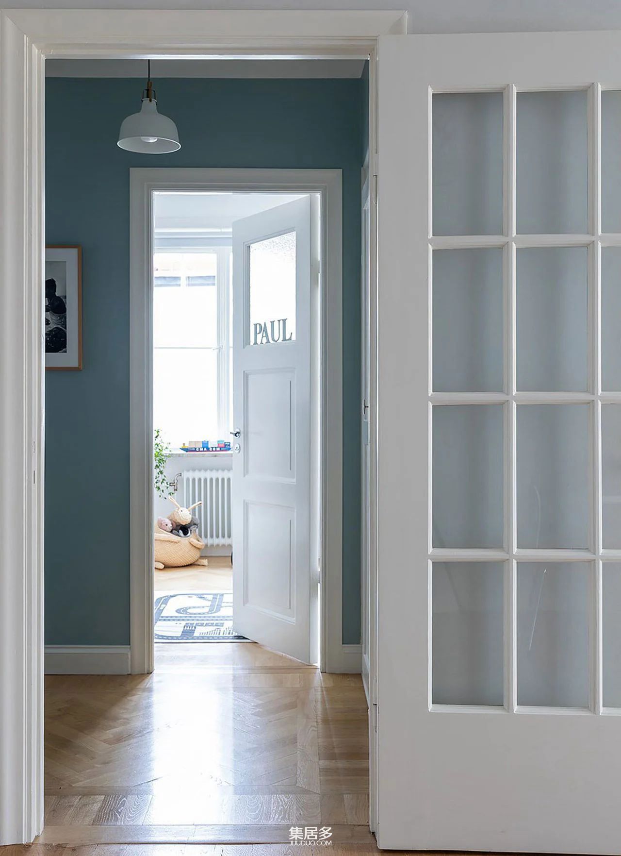 瑞典冷色调住宅-14