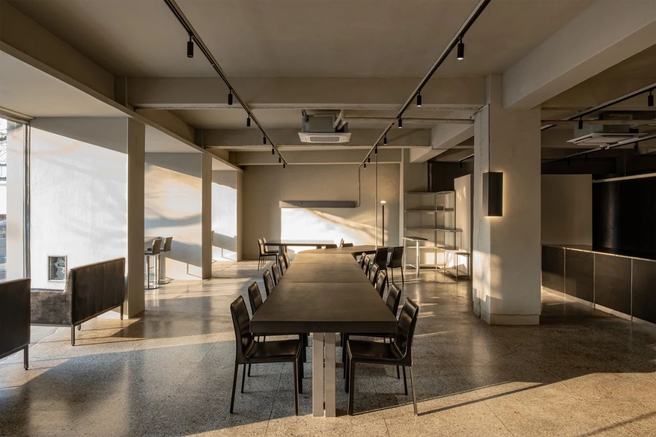 工业风咖啡馆设计丨韩国丨Design 工作室-1