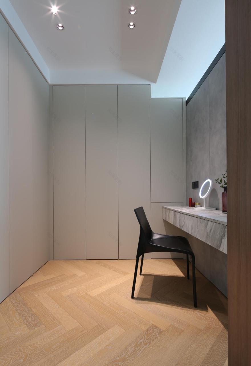 200㎡大平层现代简约风黑白艺术空间-24