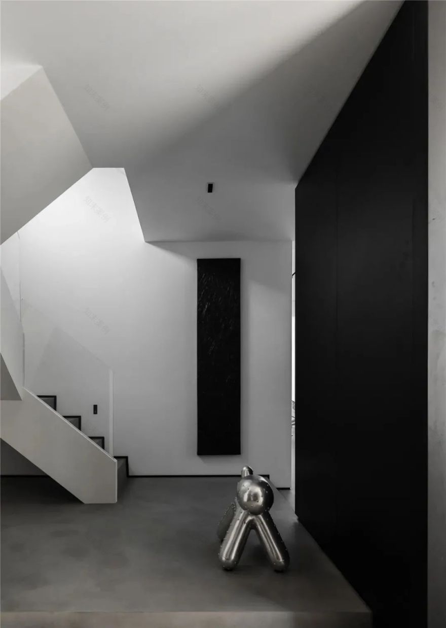 上海万科燕南园 251m²极简叠墅,功能引领形式,打造自我修养空间-8