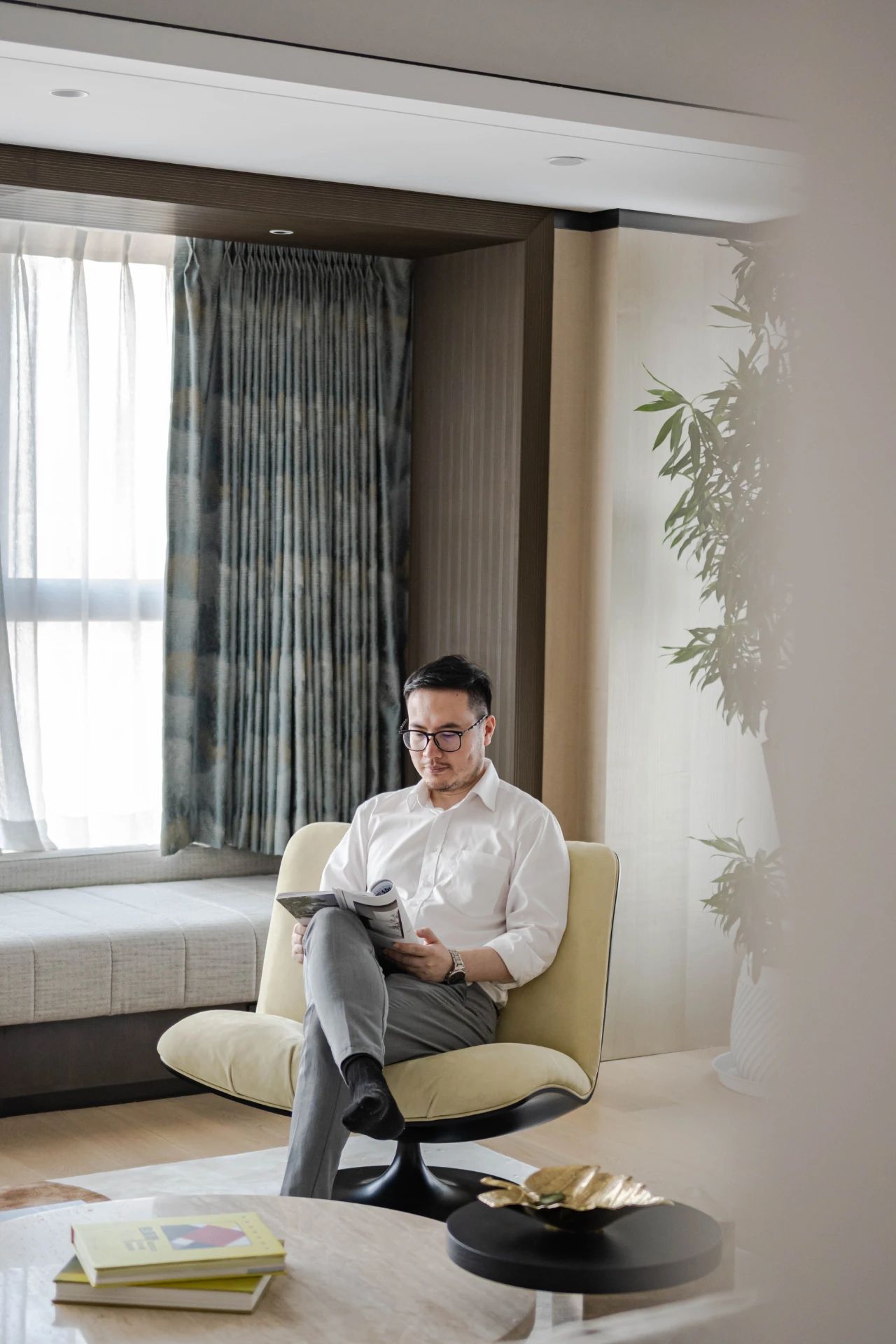 宇文长凝的 330㎡静谧之家丨温馨工作室-3