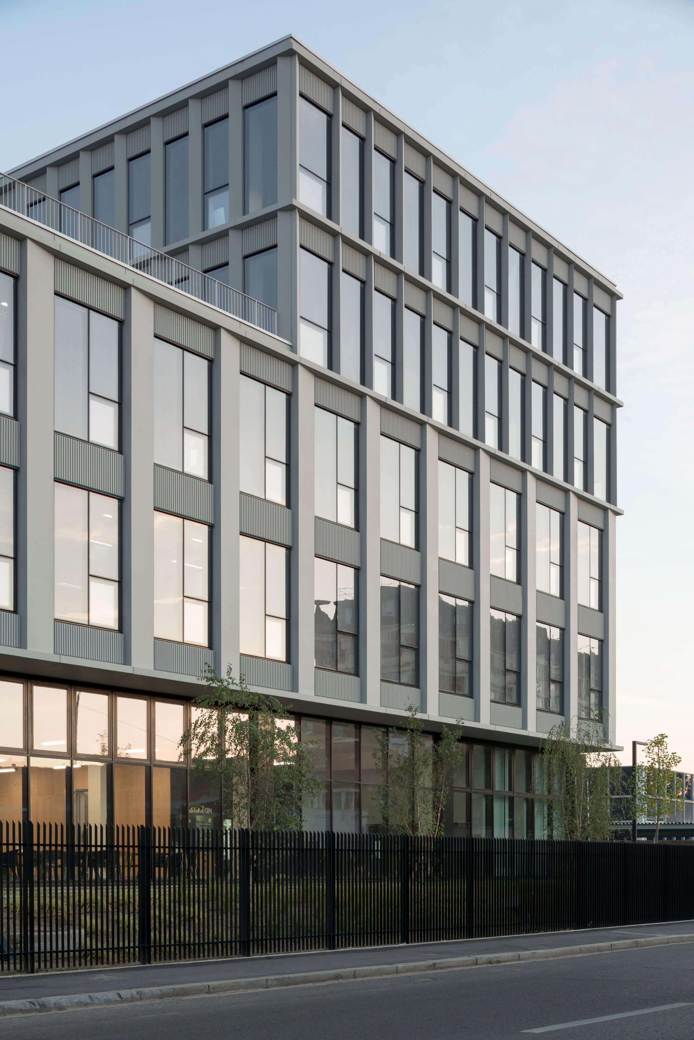 FUSO 073办公建筑及配套设施项目-29