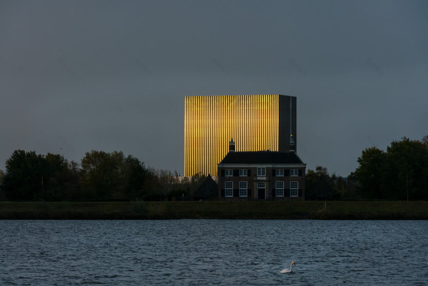 Datacenter AM4 Benthem Crouwel Architects-41