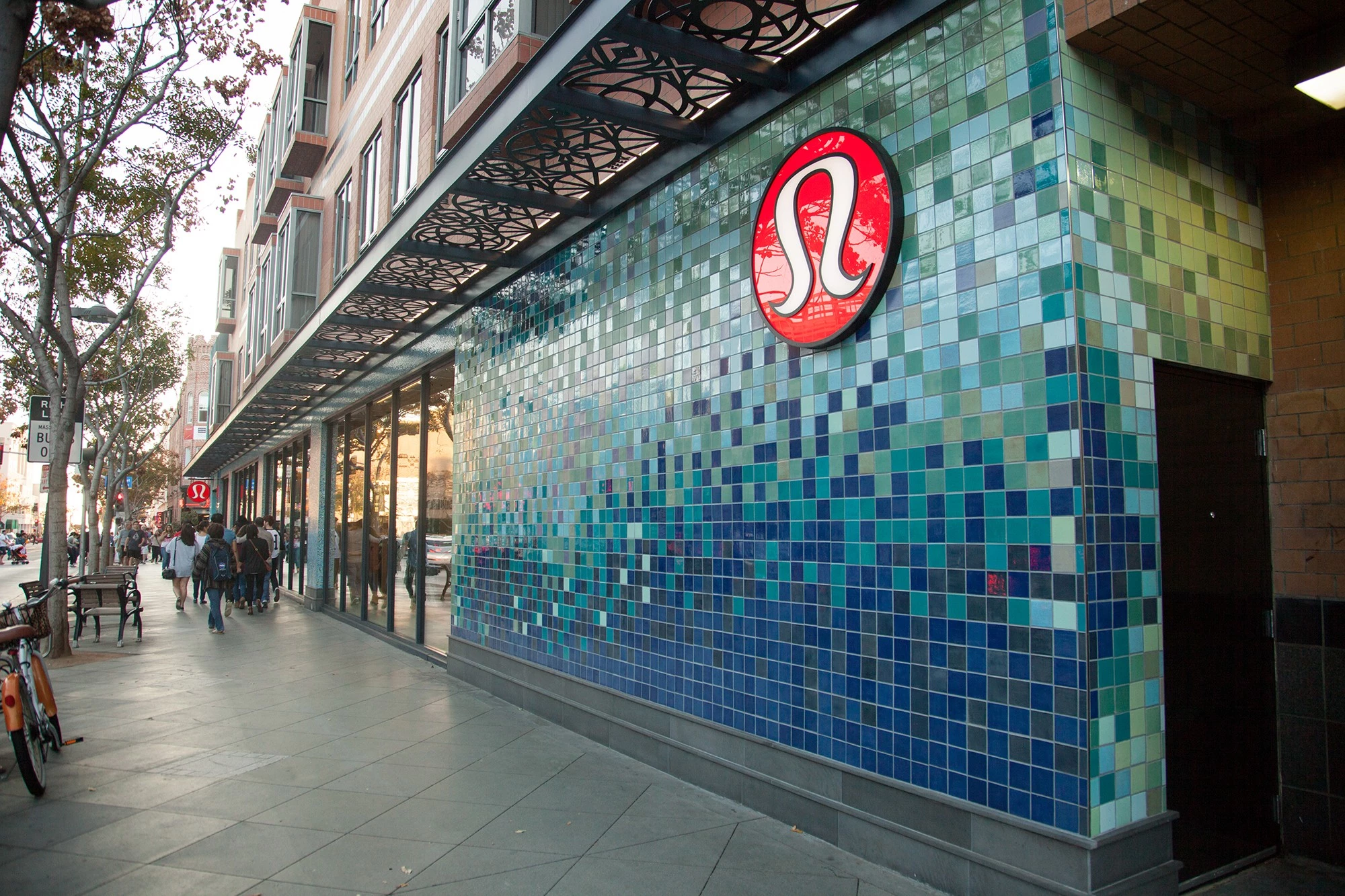 lululemon Santa Monica 零售店-4