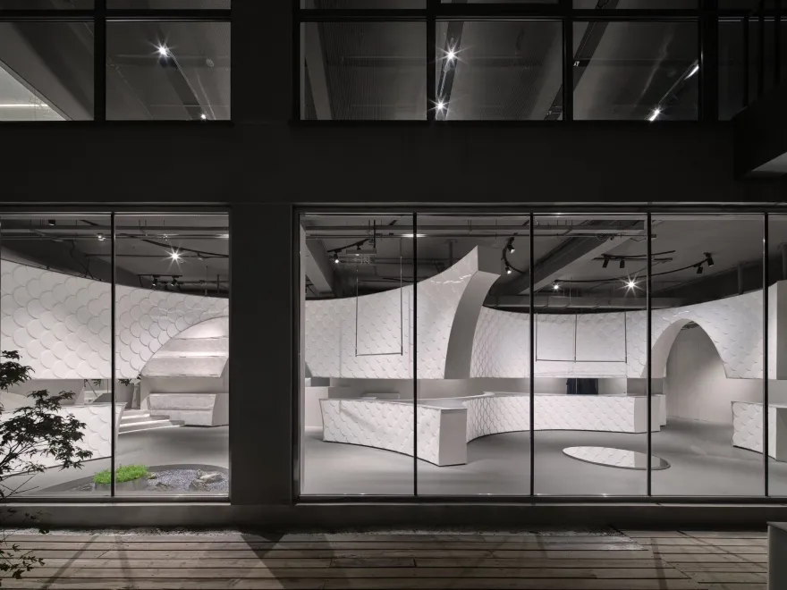 ALL IN Highline Brand Collection Store-45