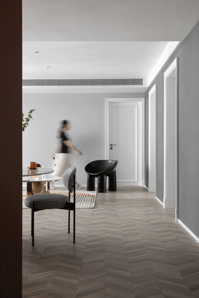 魔都三号线老屋新生活,灰阶绅士风-23