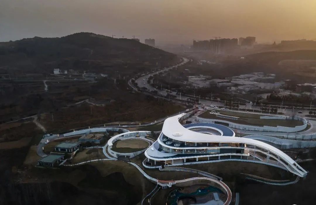 新东润云麓之城城市会客厅丨中国郑州-18