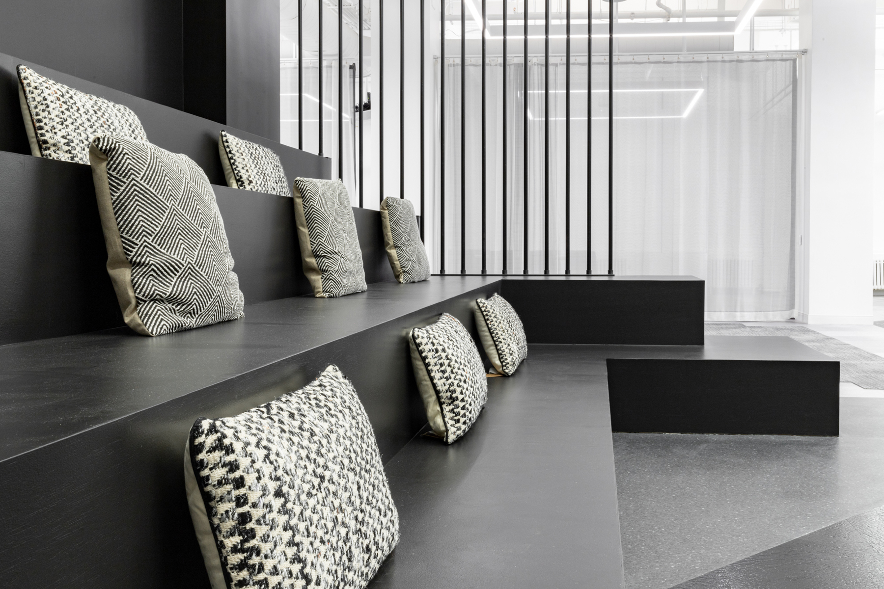 Tarkett Atelier · 纽约独特体验式样品展示厅丨美国纽约丨Huntsman Architectural Group-14