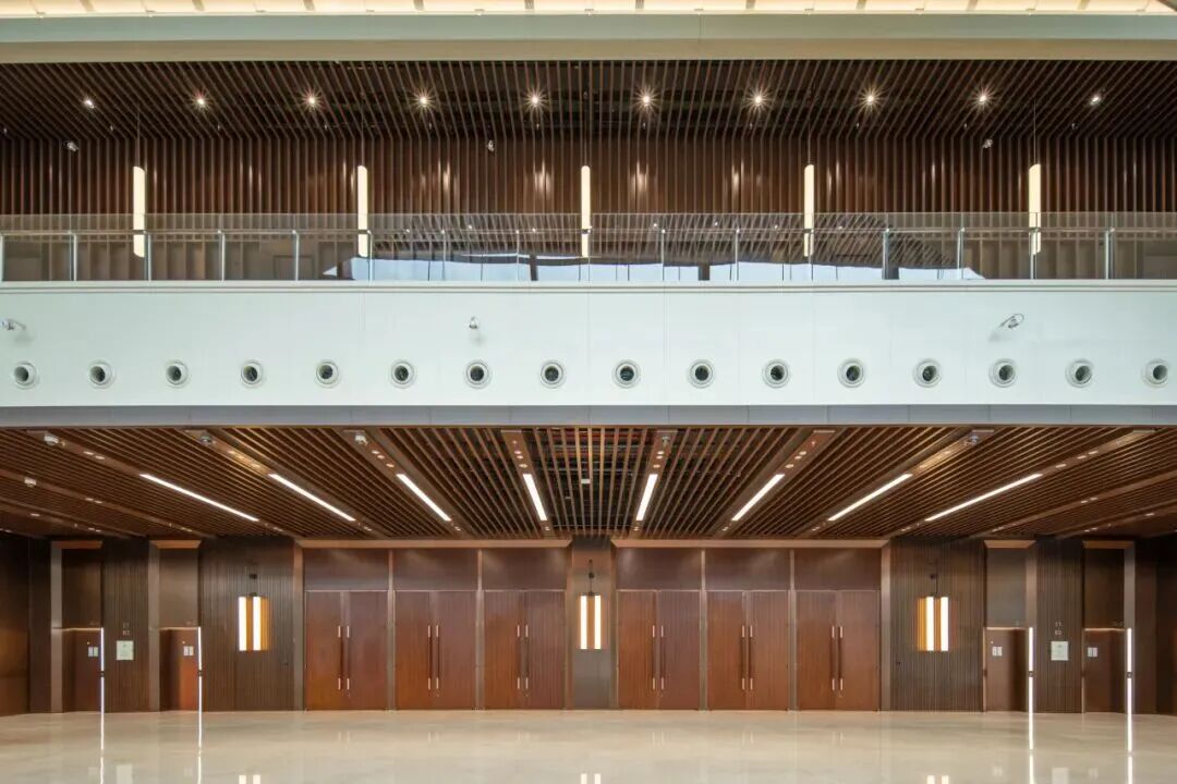 打造现代化国际大都市卓越水岸丨华建集团华东院担任设计总包的西岸国际会展中心竣工投用-63