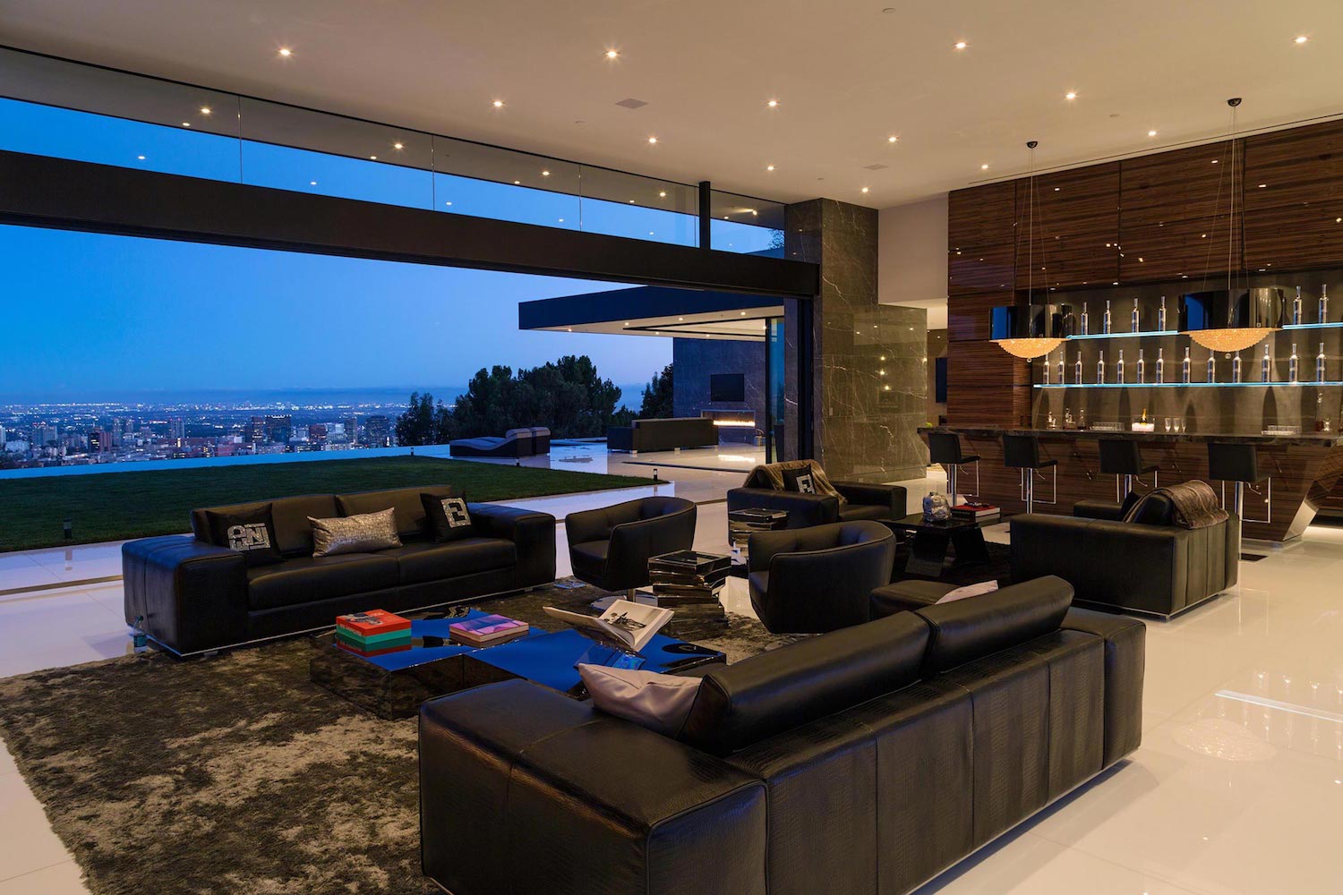 斯特拉德拉超现代杰作住宅在好莱坞山-28