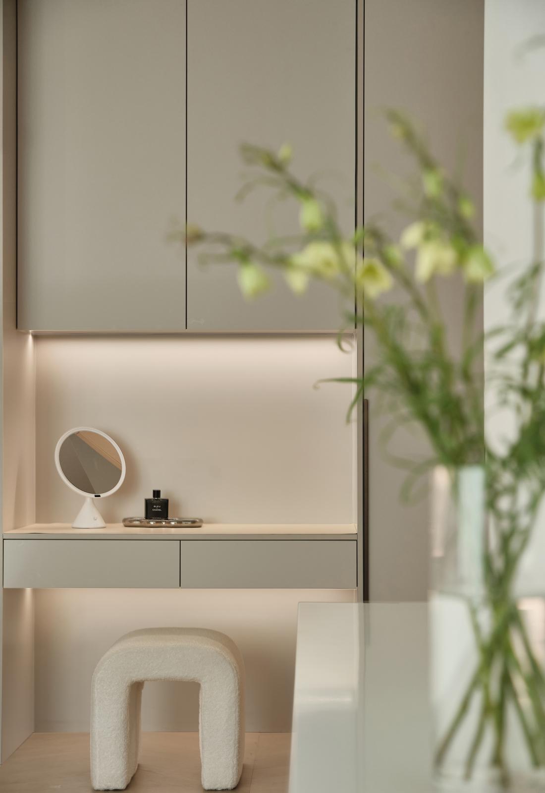 简约纯粹大平层空间设计-53