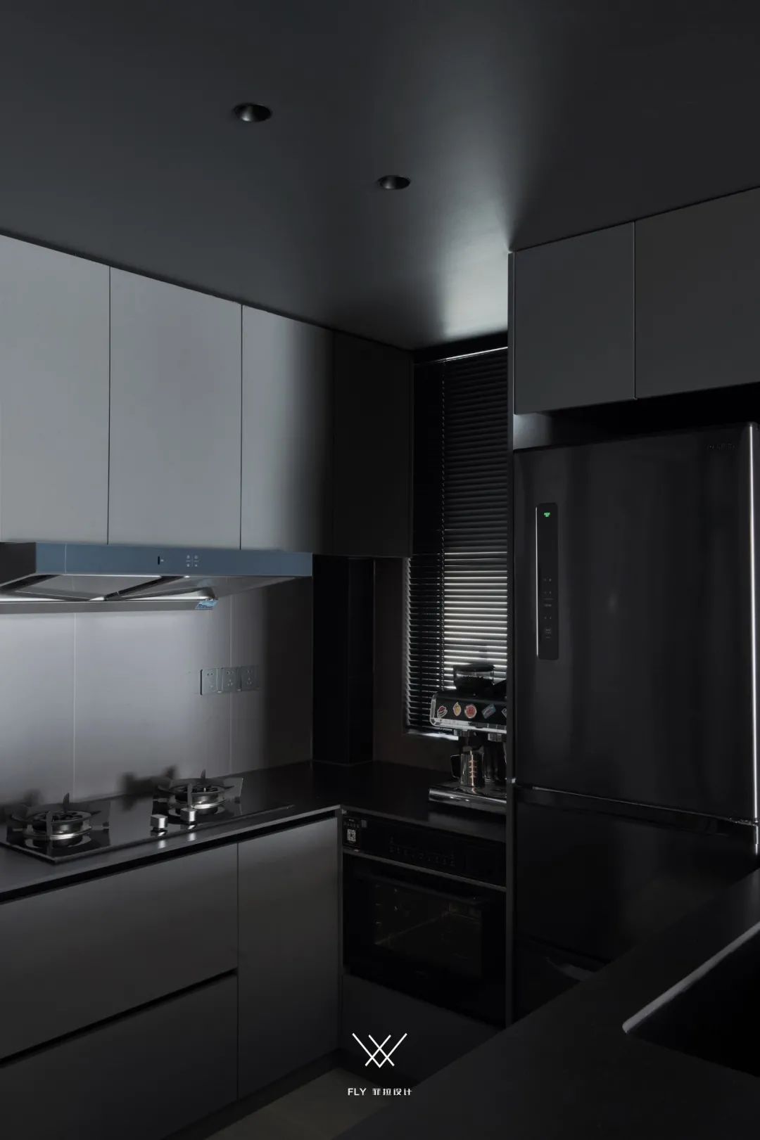 黑镜·颜色 · 极简家居艺术设计丨中国杭州丨菲拉设计-40