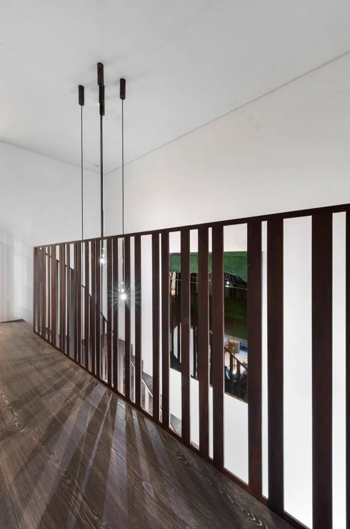 特拉维夫顶层住宅,黑白色调的时尚空间-60