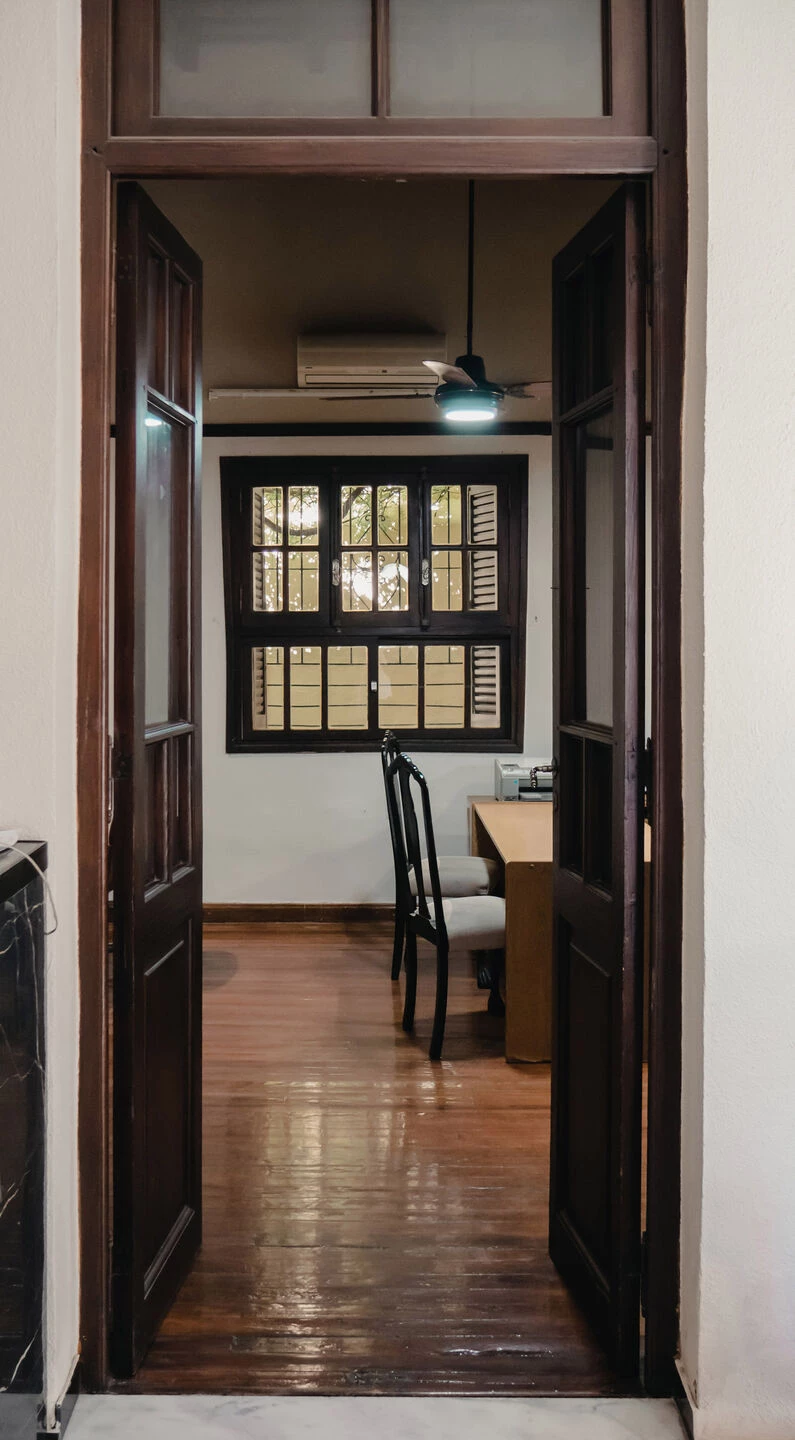 阿根廷百年老宅翻新成律师楼与公寓丨阿根廷圣路易斯-40