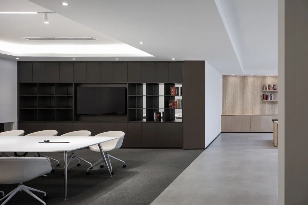 彩装色界 · 美源化妆品公司办公及研发总部丨ZITO.DESIGN-91