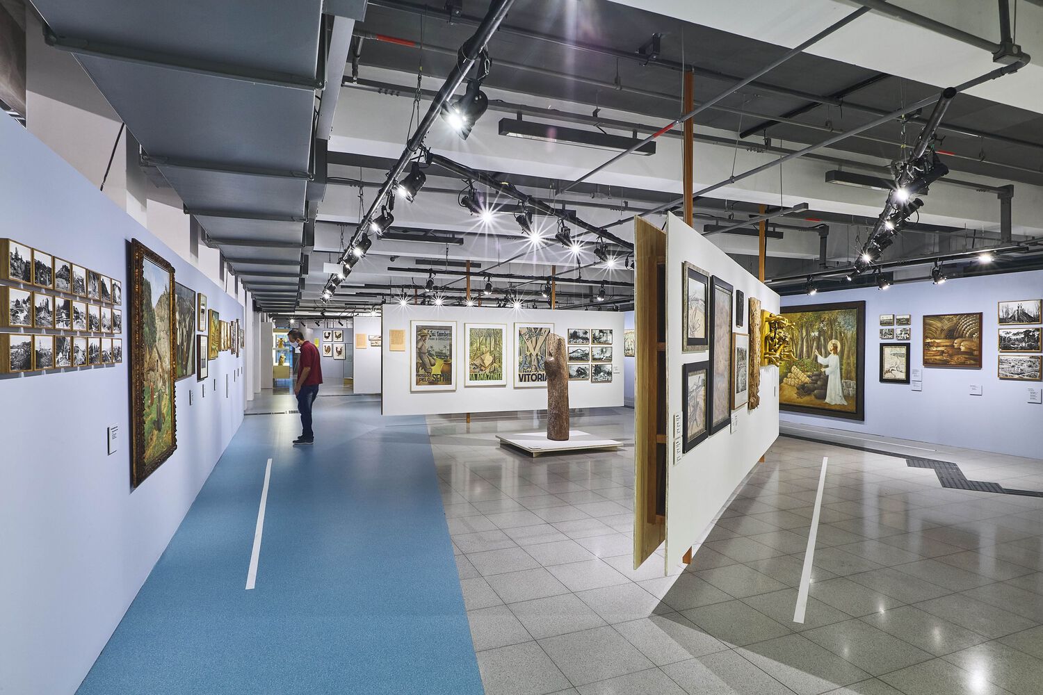 巴西圣保罗 Sesc 24 de Maio 现代艺术展览设计丨Juliana Godoy,gru.a-22