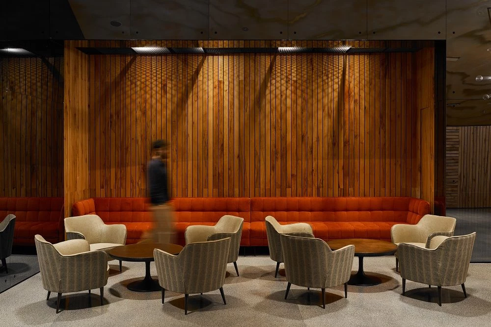 创新翻新,旧剧院焕发新活力-21