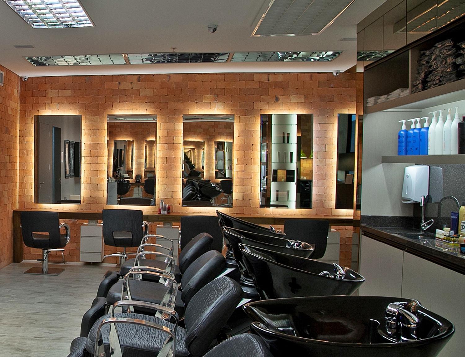 现代风格的绿色环保美发沙龙设计-6