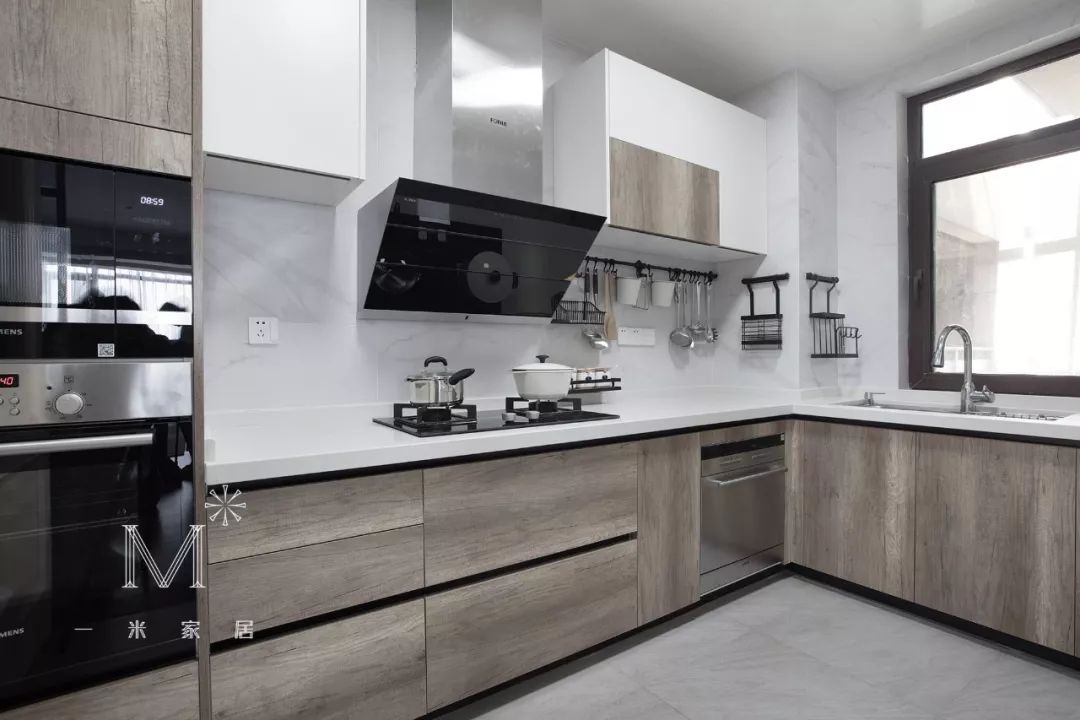 阳光生活美学 | 丹阳复式公寓 180m²现代设计-32