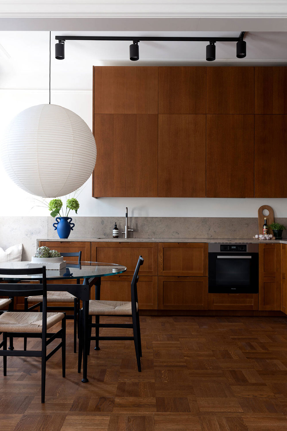 斯德哥尔摩优雅现代经典公寓设计-10