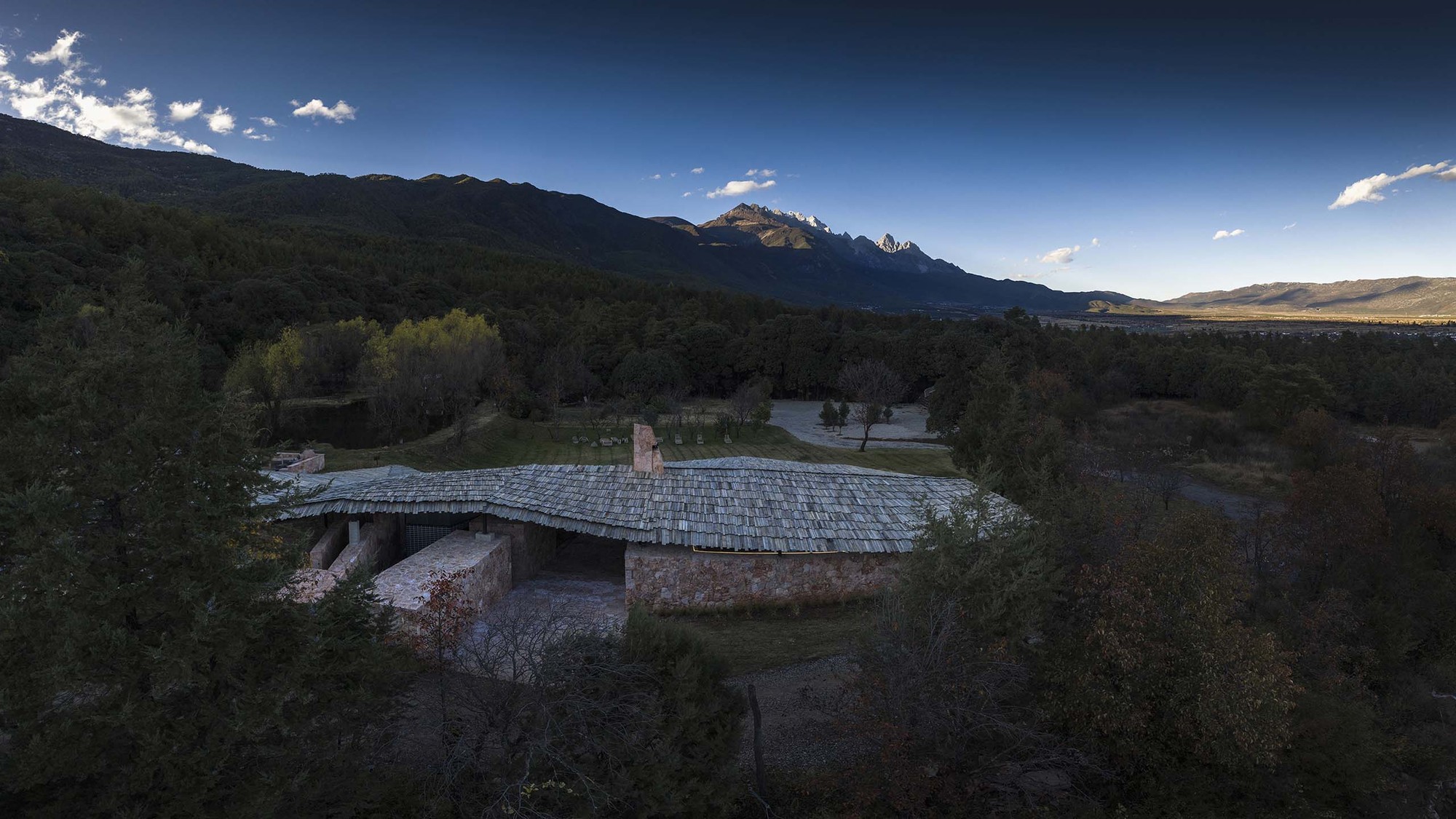 中国丽江落云自然体验中心设计丨中国白沙丨gad-32