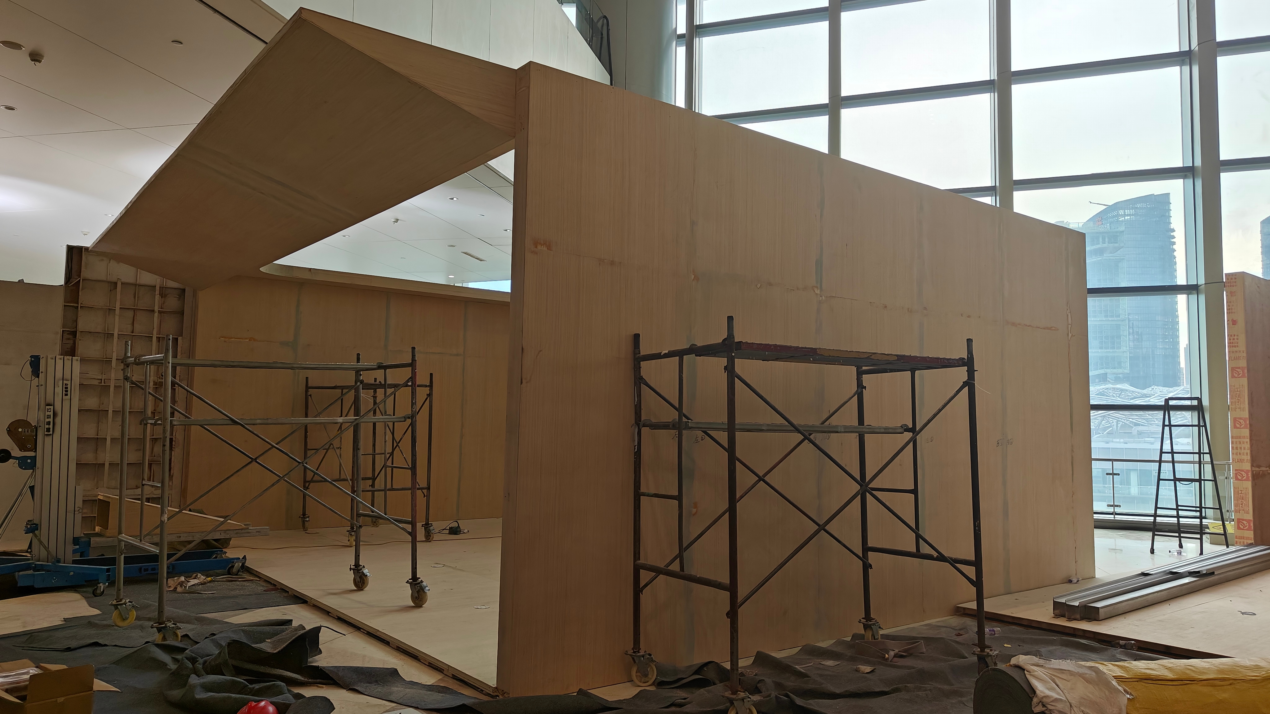 天猫健康-2023阿里U设计周展位过程稿-13